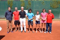 Small campeones face