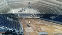 Small pista central