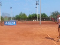 Small photo146
